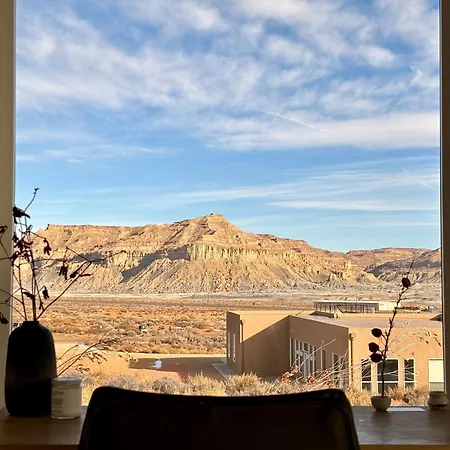 Calming Canyon Sanctuary With Grand Mesa Views Big Water Exterior photo